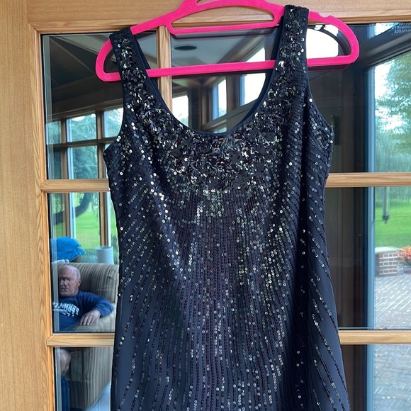 Black sequin cocktail dress. Size 00 White House Black Market sleeveless, lined - Picture 2 of 6